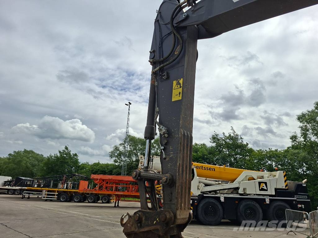Volvo ECR235EL (+3 Buckets) Rupsgraafmachines