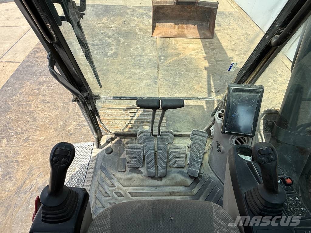 Volvo EC300EL - Hammer Lines / Automatic Greasing Escavadeiras de esteiras