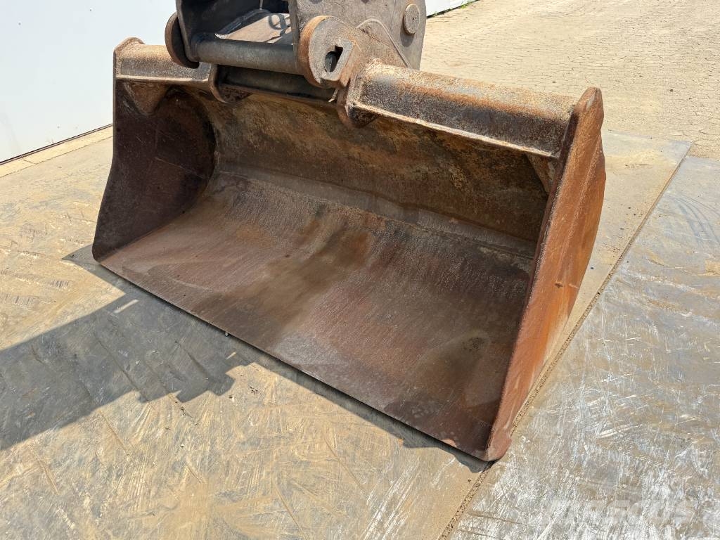 Volvo EC300EL - Hammer Lines / Automatic Greasing Escavadeiras de esteiras