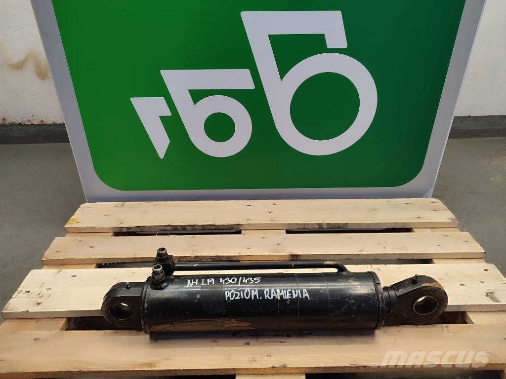 New Holland Hydraulic cylinder 85825871 for  LM 430 Hydraulics