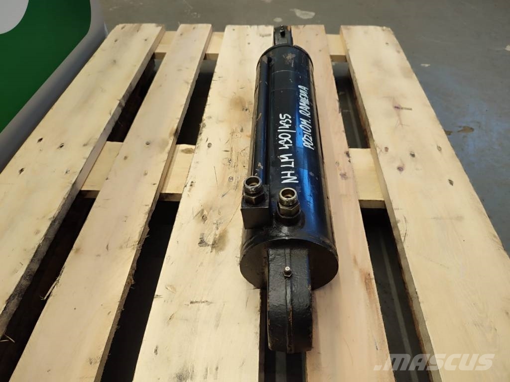 New Holland Hydraulic cylinder 85825871 for  LM 430 Hydraulics