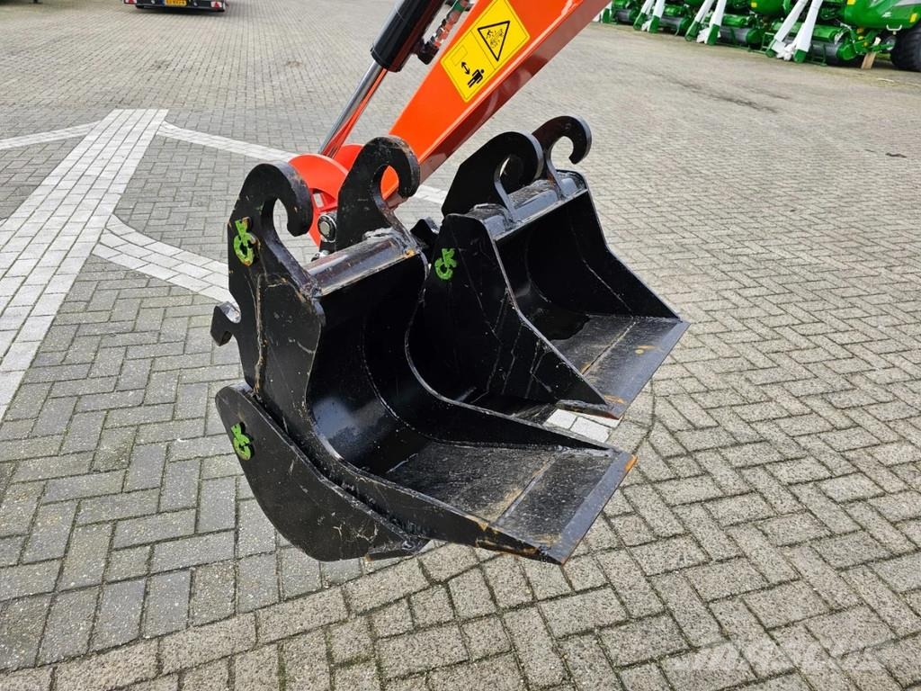 Kubota U10-5 Мини-экскаваторы