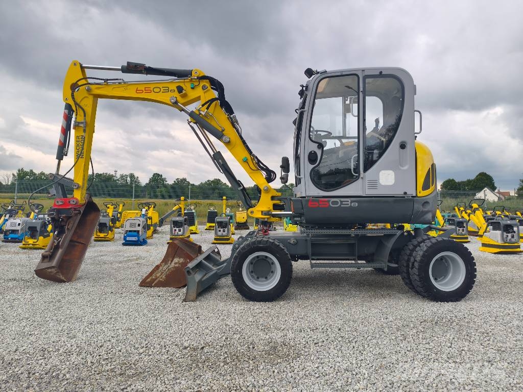 Wacker Neuson 6503 9503 LIEBHERR KOMATSU PW 98 Gravemaskiner på hjul