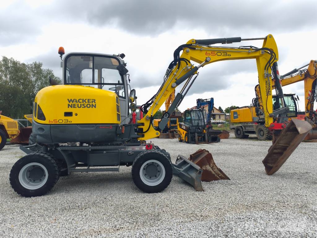 Wacker Neuson 6503 9503 LIEBHERR KOMATSU PW 98 Gravemaskiner på hjul