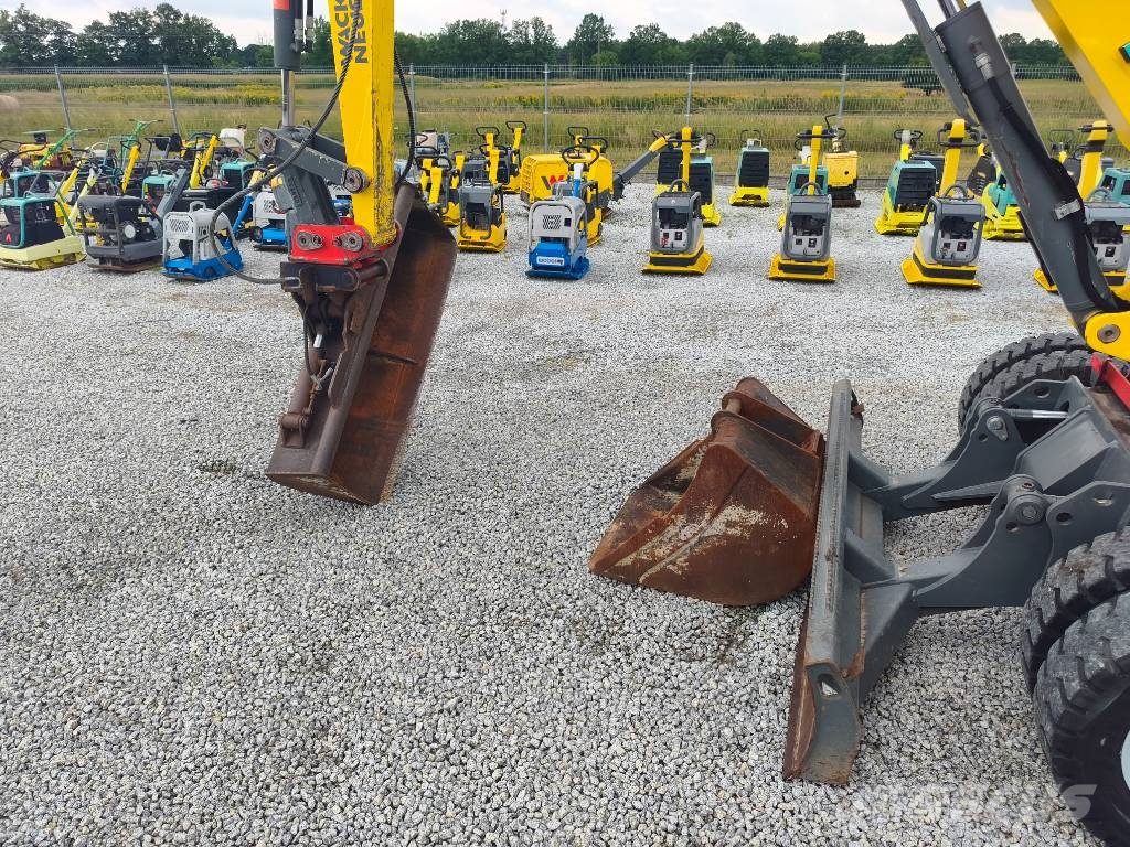 Wacker Neuson 6503 9503 LIEBHERR KOMATSU PW 98 Gravemaskiner på hjul