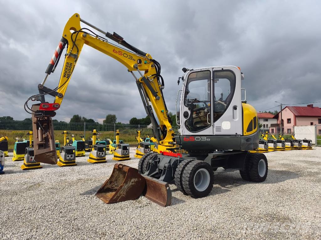 Wacker Neuson 6503 9503 LIEBHERR KOMATSU PW 98 Gravemaskiner på hjul