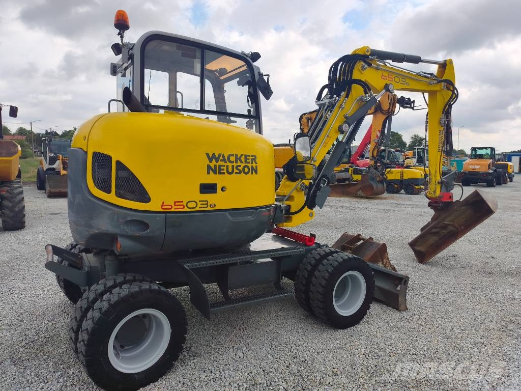 Wacker Neuson 6503 9503 LIEBHERR KOMATSU PW 98 Gravemaskiner på hjul
