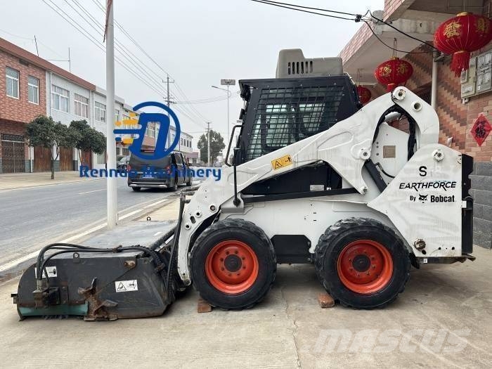 Bobcat S18  스키드로더