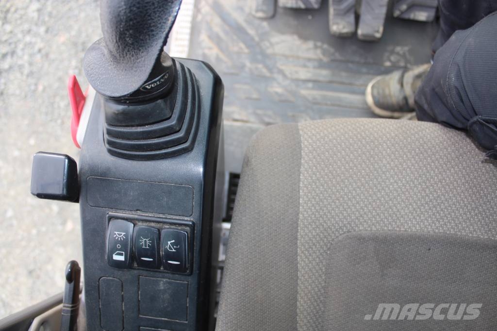 Volvo ECR 235 E 履带挖掘机