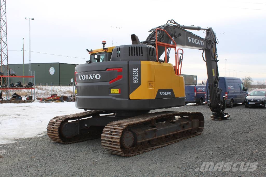Volvo ECR 235 E 履带挖掘机