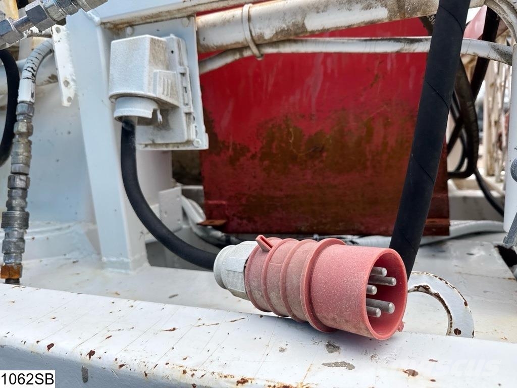 Onbekend Betonpomp Electric pump. Betonpomptrucks