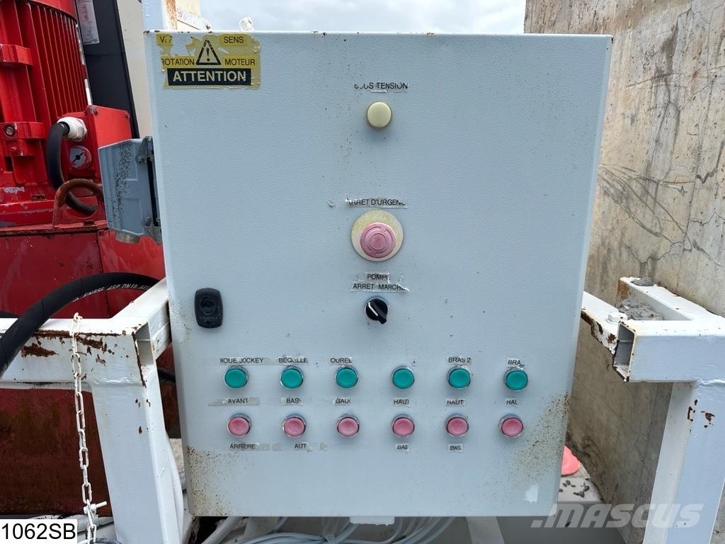 Onbekend Betonpomp Electric pump. Betonpomptrucks
