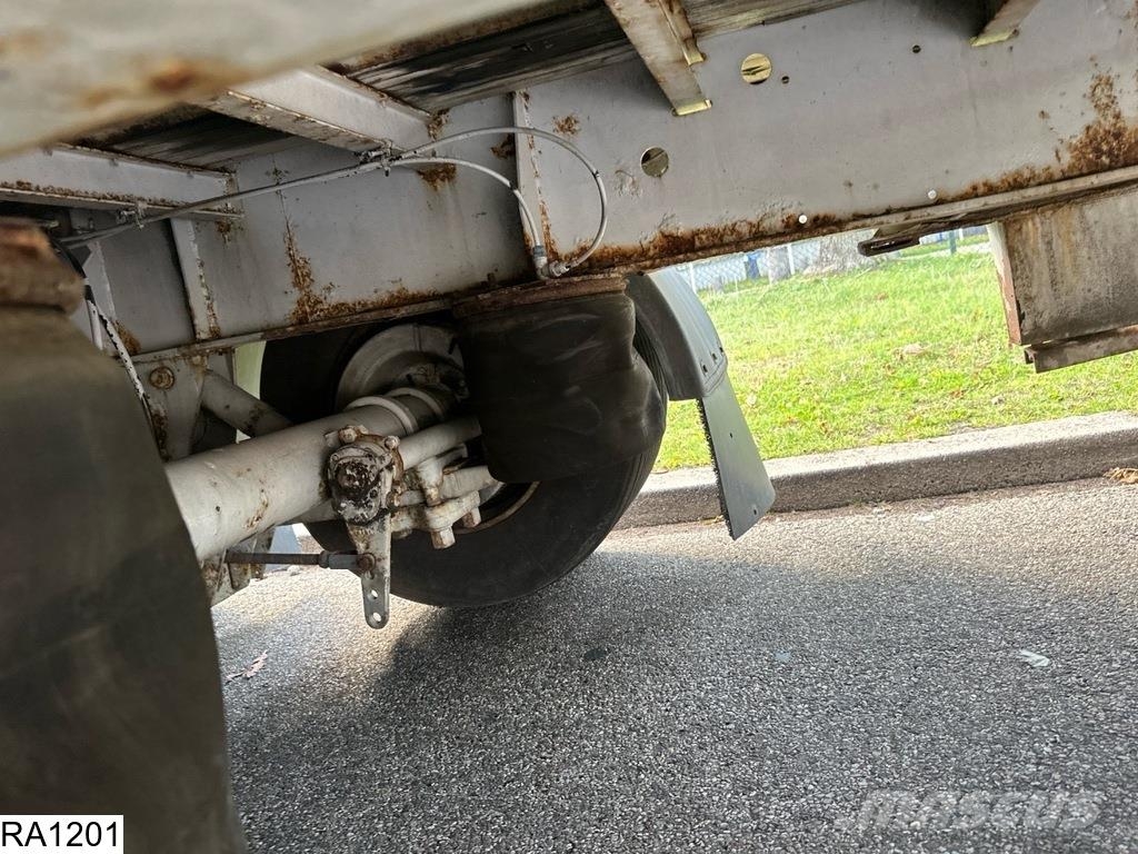 Fruehauf open laadbak Pritschenauflieger
