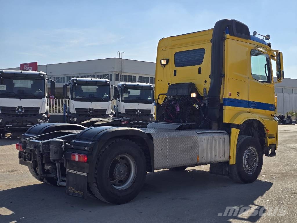 Mercedes-Benz Arocs 1853 وحدات الجر