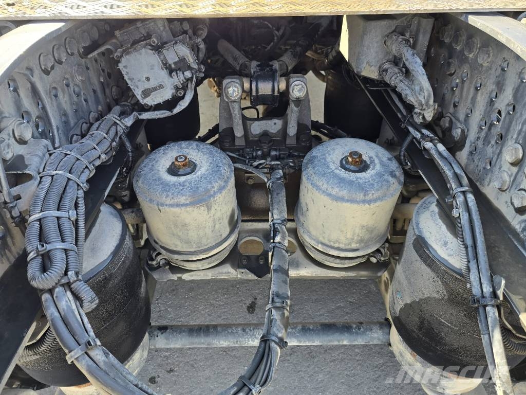 Mercedes-Benz Arocs 1853 وحدات الجر