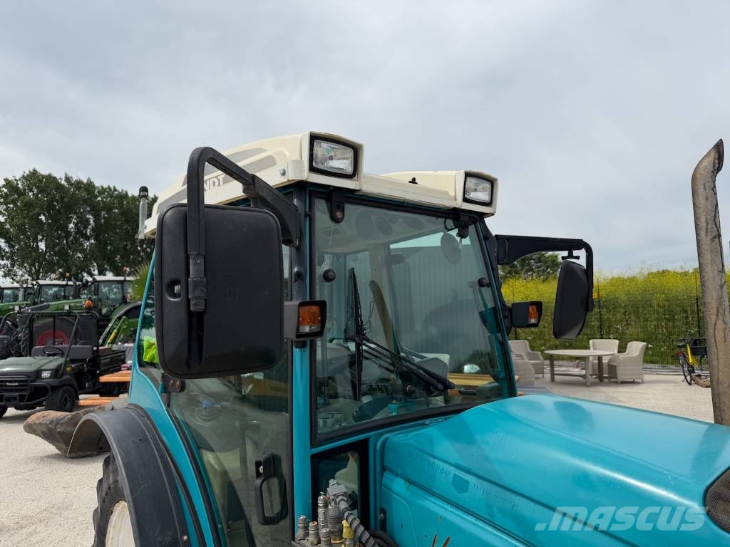Fendt 209 F Vario Smalspoor Tractoren