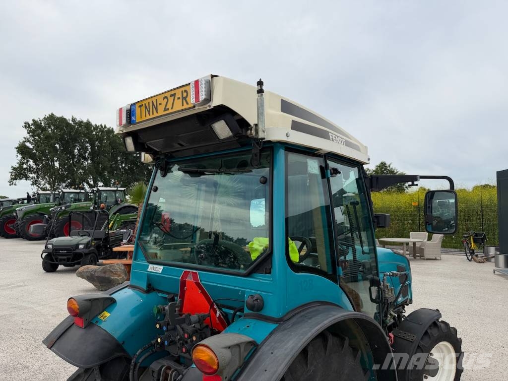 Fendt 209 F Vario Smalspoor Tractoren