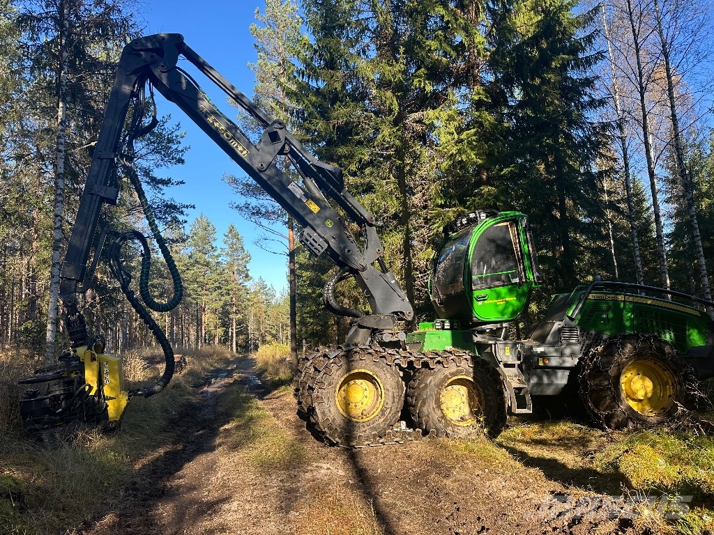 John Deere 1170G Harvesters