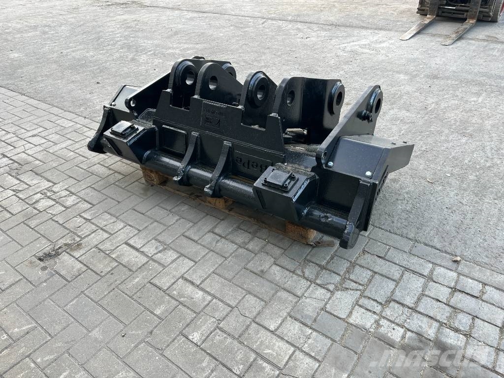 CAT 980 HYDRAULIC QUICKCOUPLER Швидкі з`єднувачі