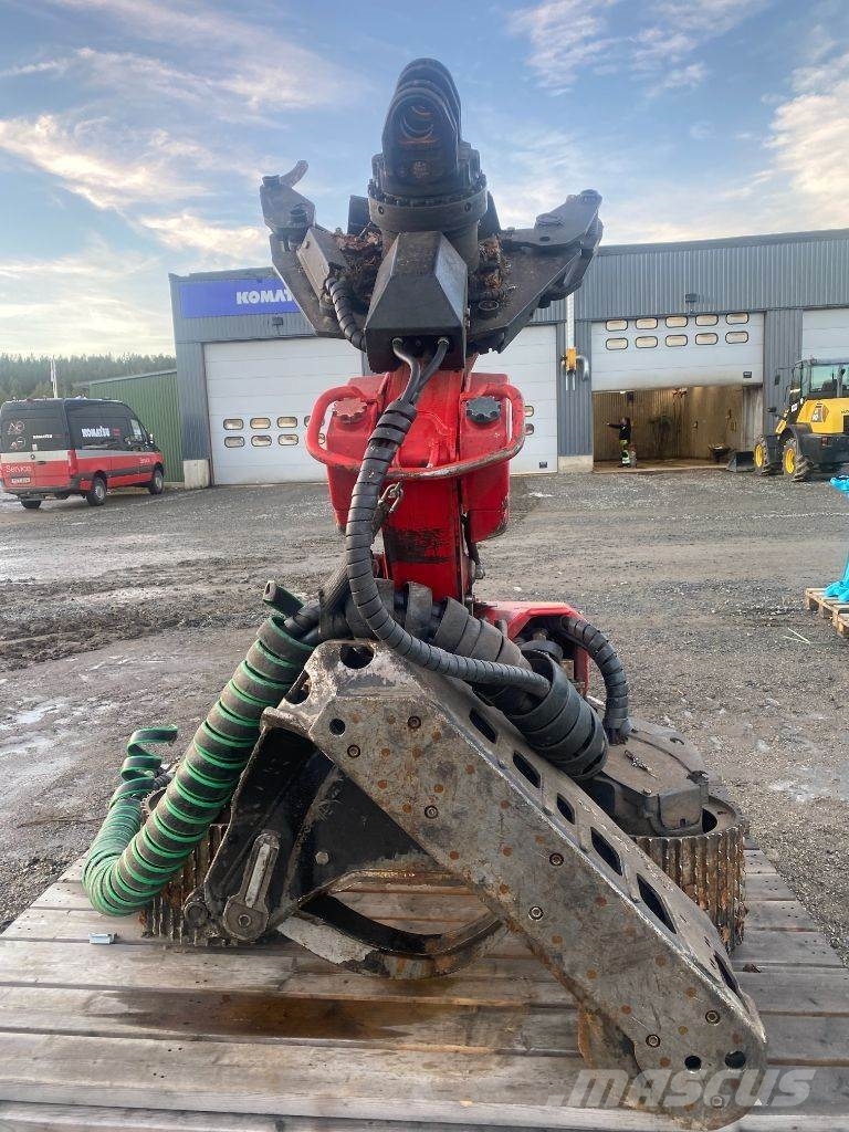 Komatsu S132 Těžební hlavy