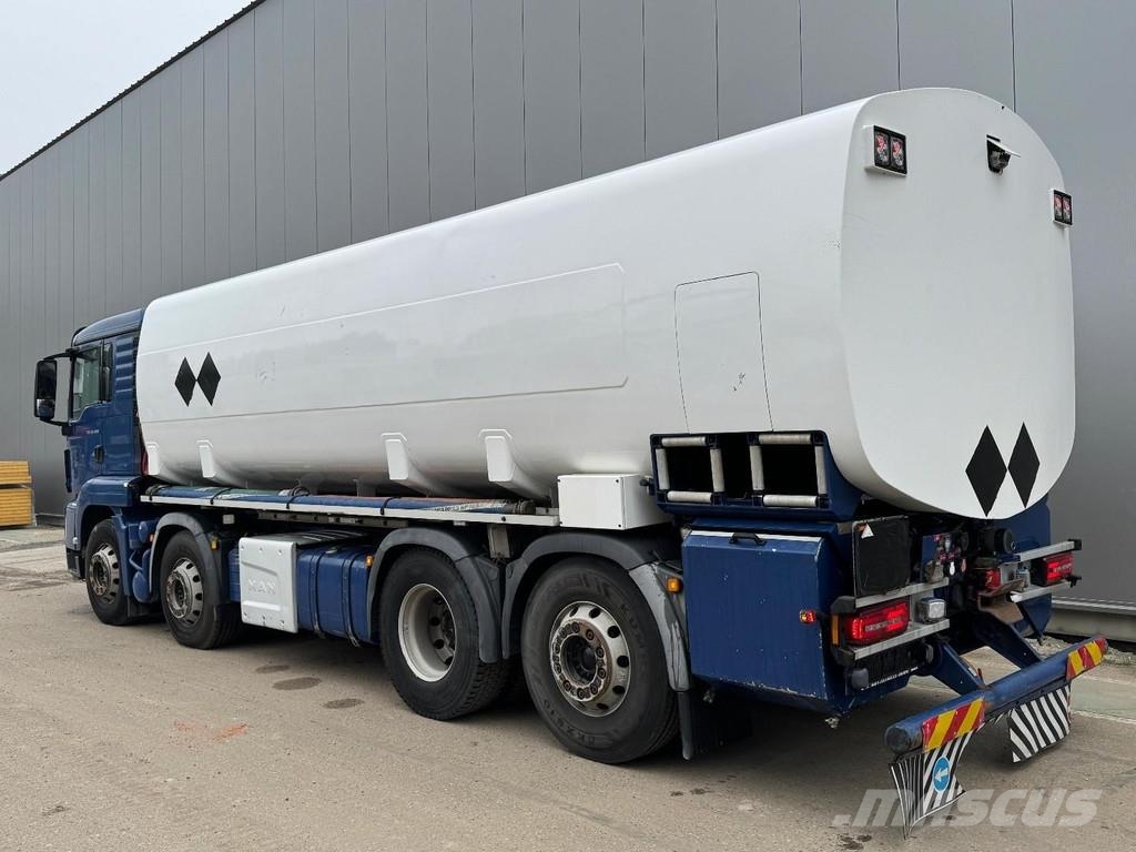 MAN TGS 35.460 8X2 EURO 6 + 25.000 LITER TANK + 5 COMP Вантажівки-цистерни
