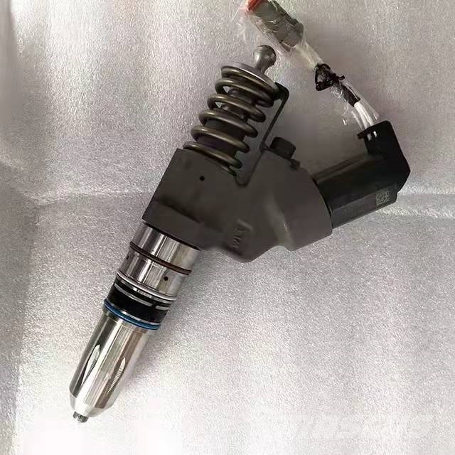 Cummins Qsm11 Diesel Engine Part Injector 4903319 Moteur
