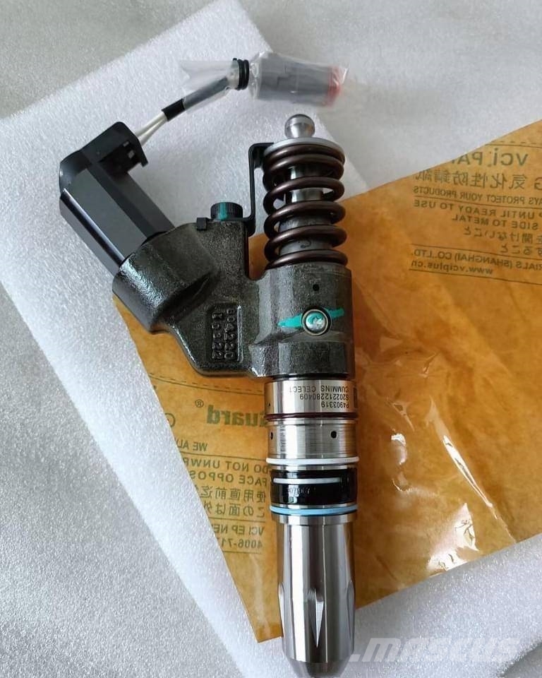 Cummins Qsm11 Diesel Engine Part Injector 4903319 Moteur