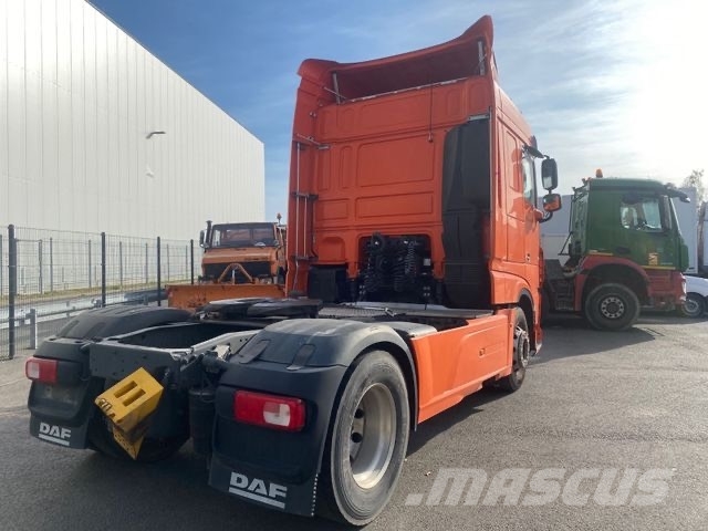 DAF XF 480 SC 曳引機組件
