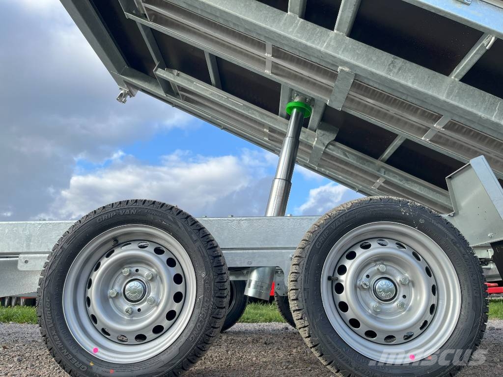 Henra Plattformstrailer 3-vägstipp 3,5 ton hydraulisk Personbilssläp