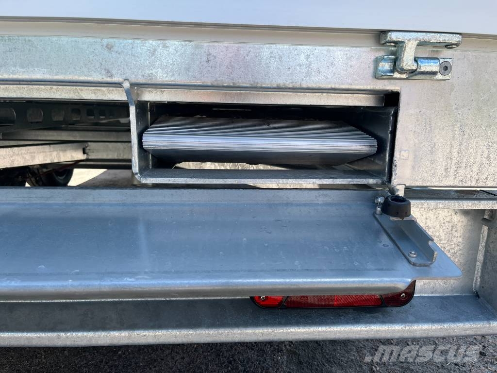 Henra Plattformstrailer 3-vägstipp 3,5 ton hydraulisk Personbilssläp