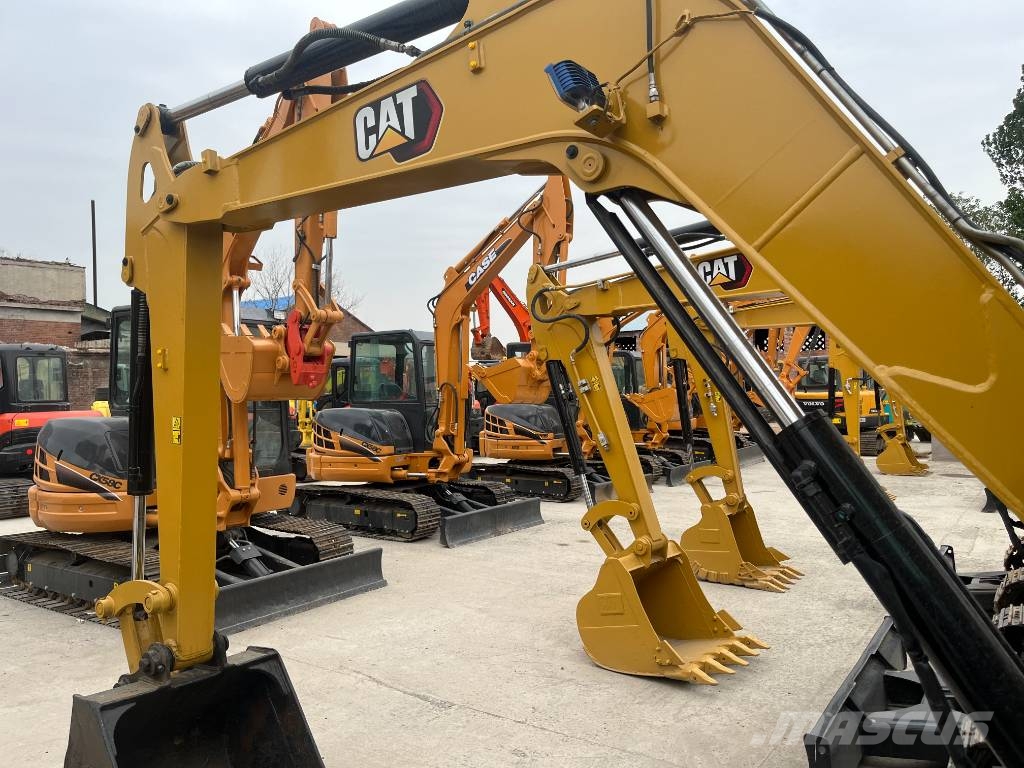 CAT 306E2 Paletli ekskavatörler