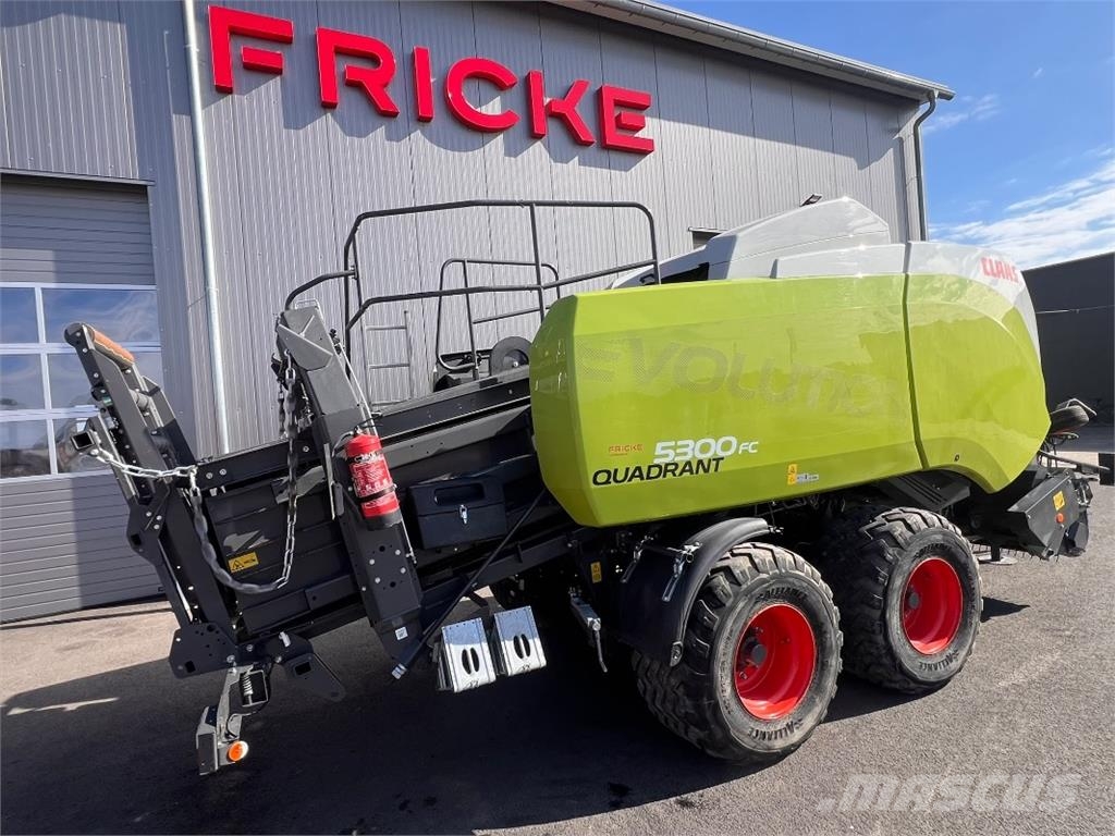 CLAAS Quadrant 5300 FC Evolution Quaderpressen