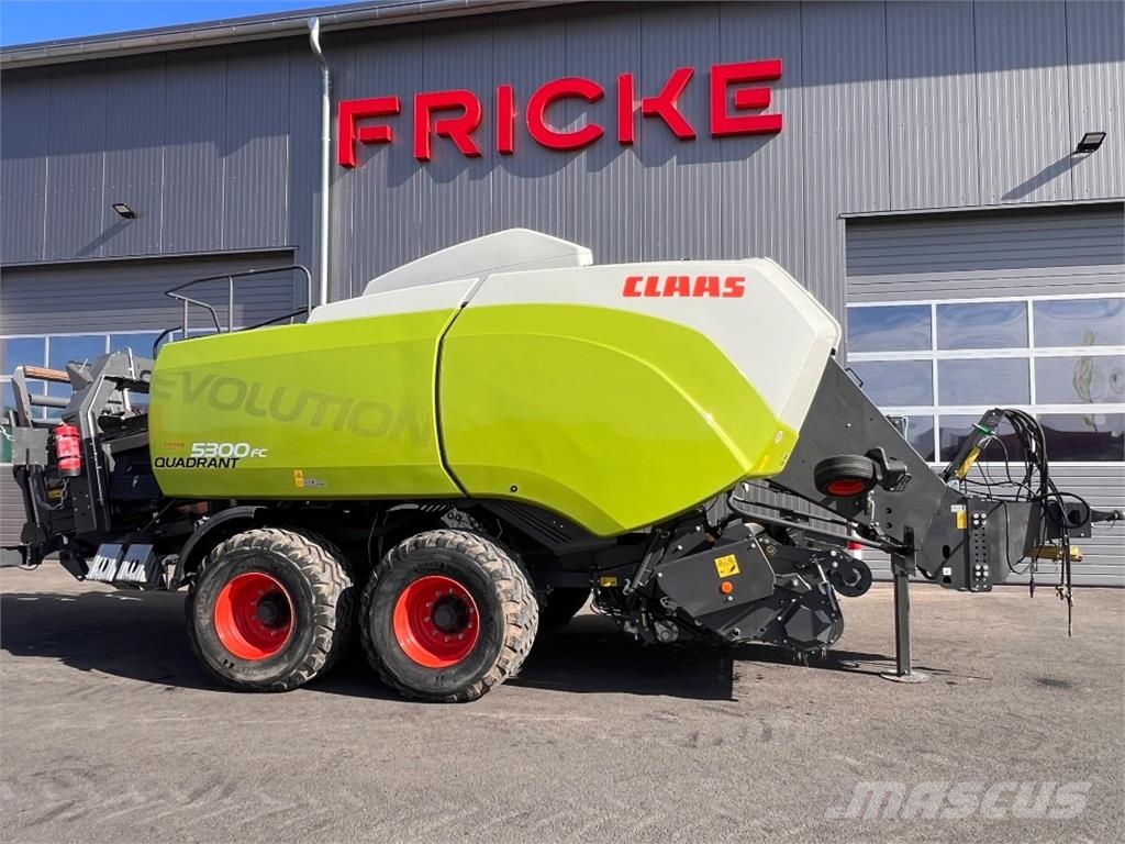 CLAAS Quadrant 5300 FC Evolution Quaderpressen