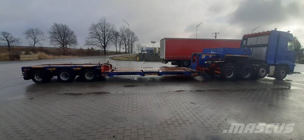 Naczepa Tiefbett Goldhofer Low loader-semi-trailers