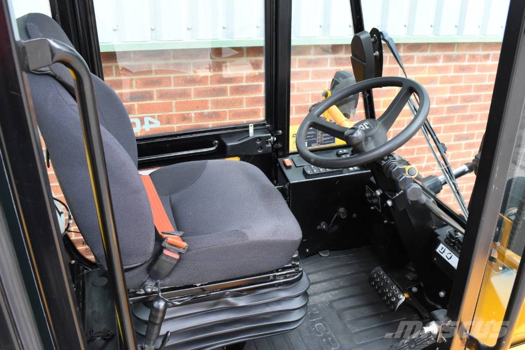JCB 940 Rough Terrain 험지용 트럭
