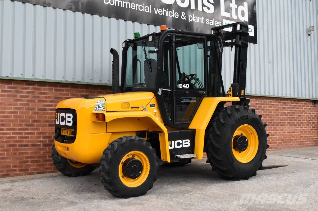 JCB 940 Rough Terrain 험지용 트럭
