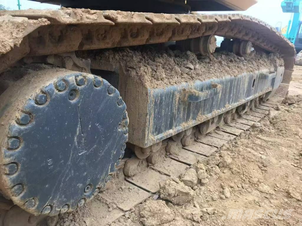 Komatsu PC 300 대형 굴삭기 29톤 이상