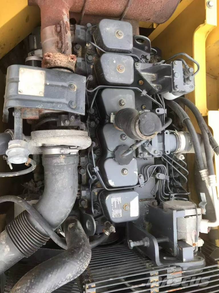 Komatsu PC 300 대형 굴삭기 29톤 이상