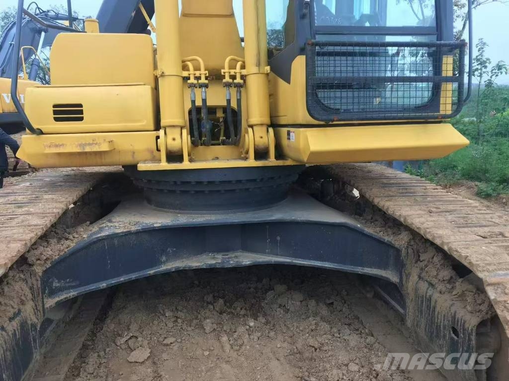 Komatsu PC 300 대형 굴삭기 29톤 이상