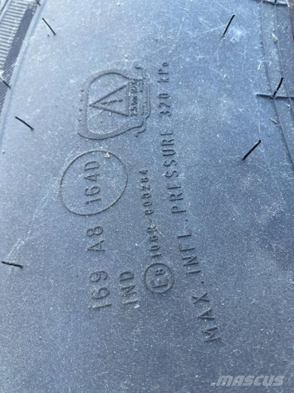JCB KOMPLETTRÄDER 600/65R34 NOKIAN Traktorer