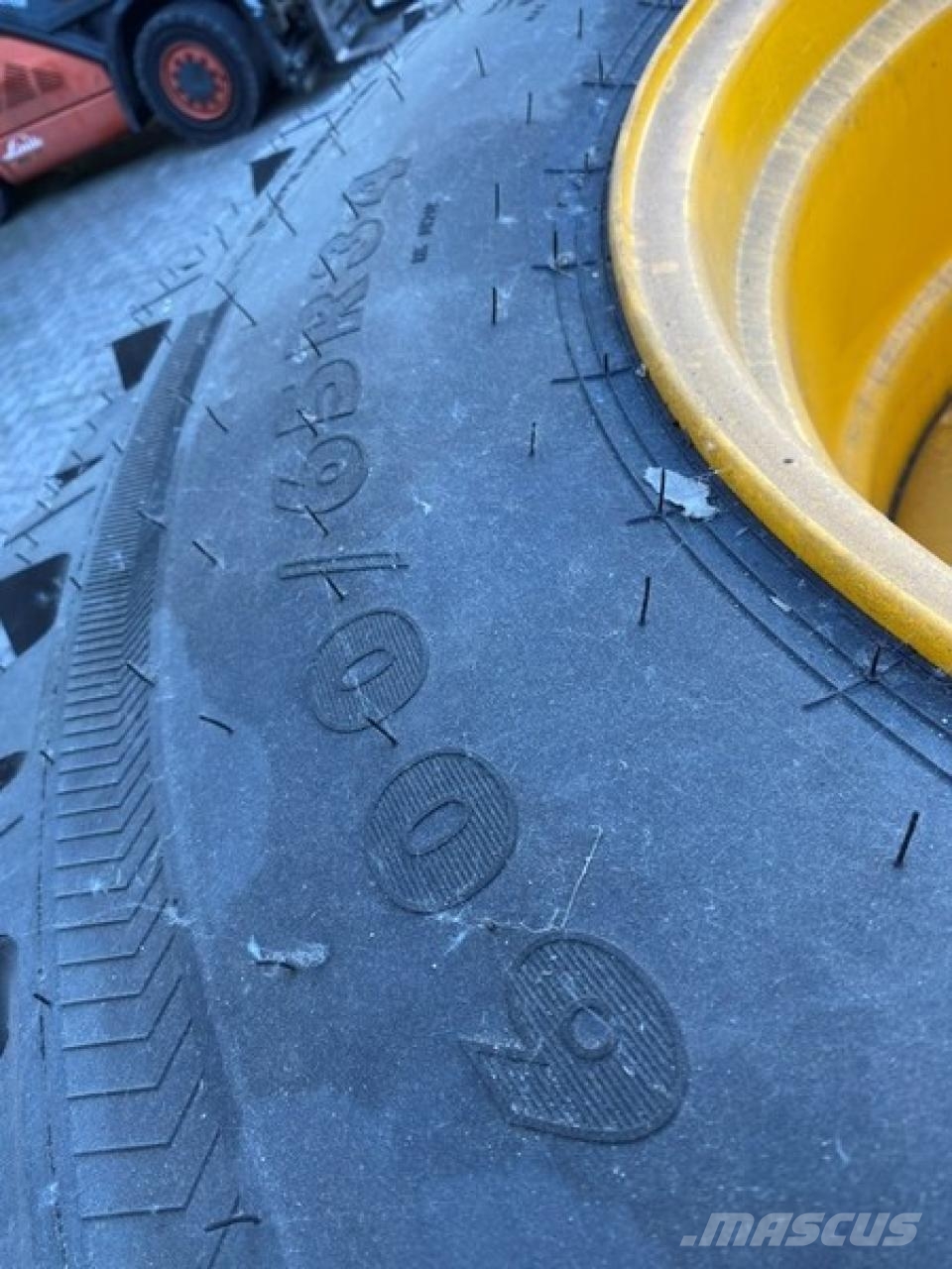 JCB KOMPLETTRÄDER 600/65R34 NOKIAN Traktorer