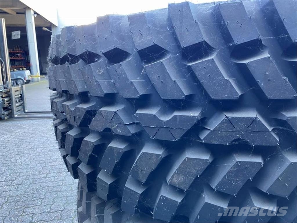 JCB KOMPLETTRÄDER 600/65R34 NOKIAN Traktorer