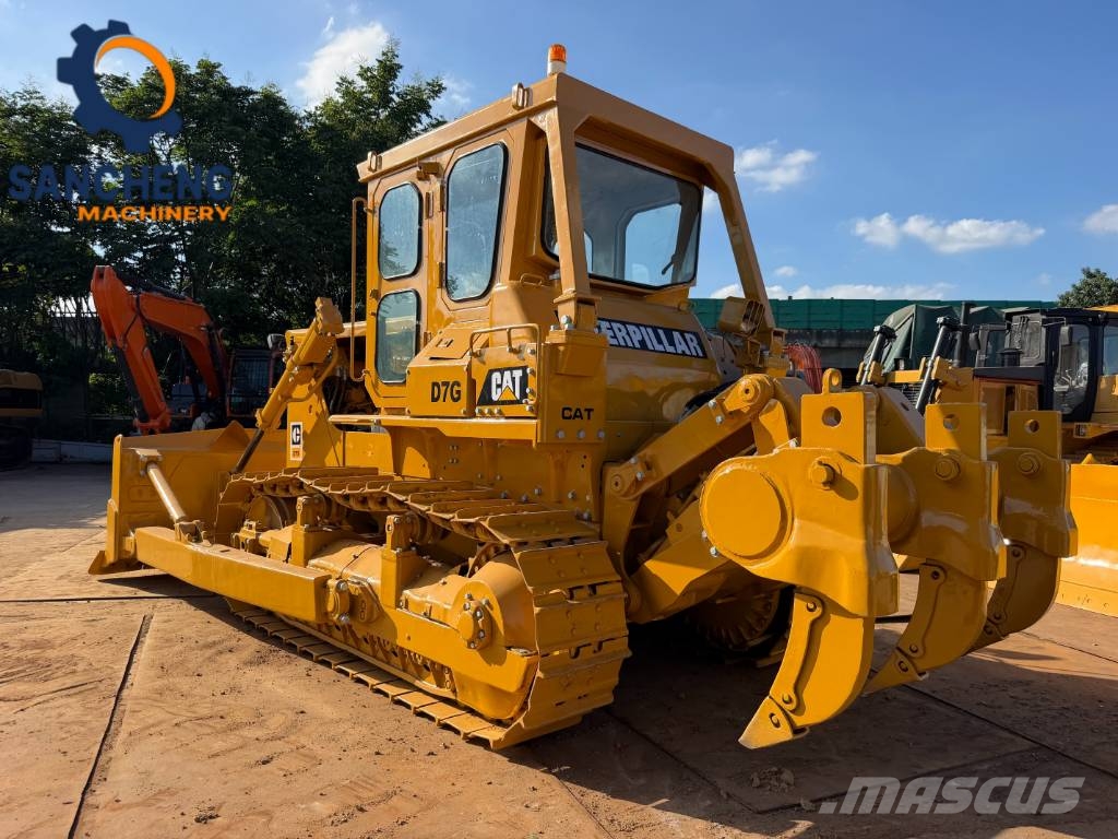 CAT D7G Buldožerji goseničarji