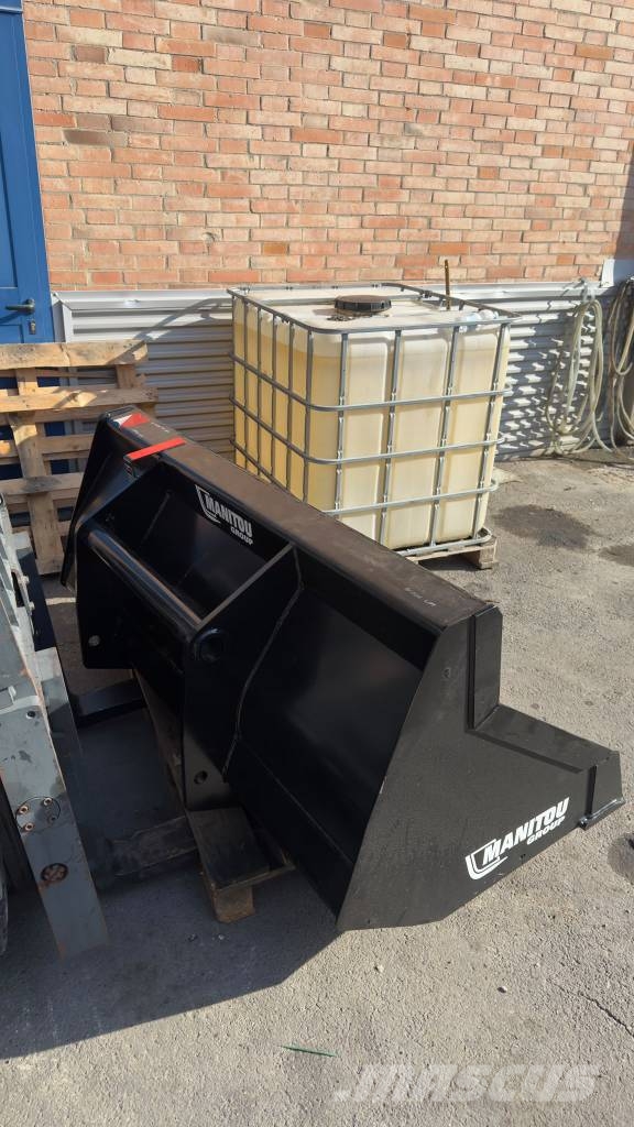 Manitou CBR 730 L1850 Buckets