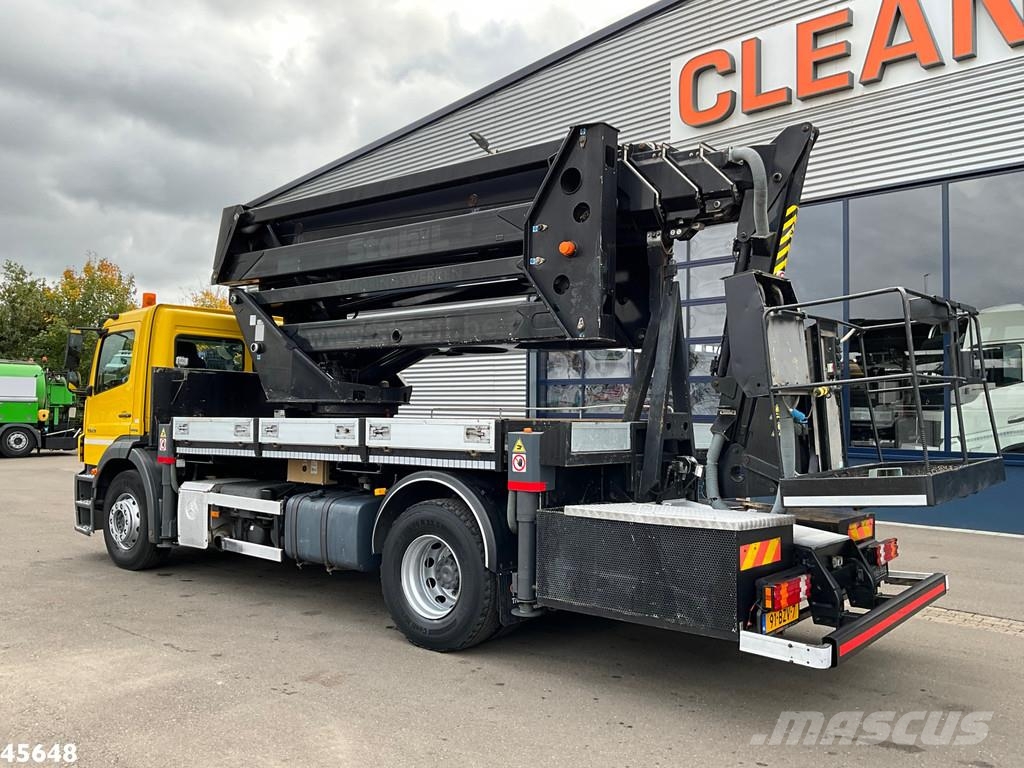 Mercedes-Benz Axor 1828 GSR 32 Meter hoogwerker met Jib Piattaforme autocarrate