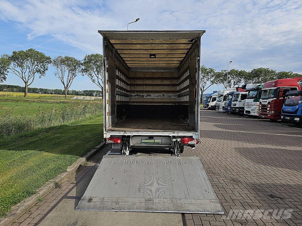 Mercedes-Benz Sprinter 516 zijdeur klep EURO5 Other