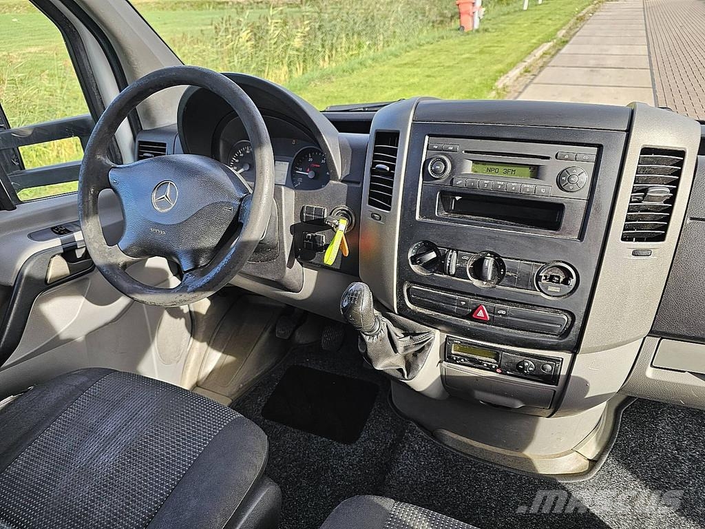 Mercedes-Benz Sprinter 516 zijdeur klep EURO5 Other