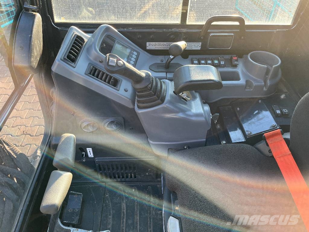 Yanmar VIO38-6 V-4278 IO 反鏟裝載機