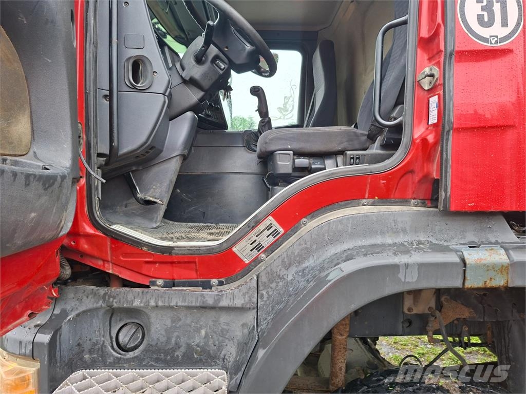 Scania R 420 8X6 Kiperi kamioni