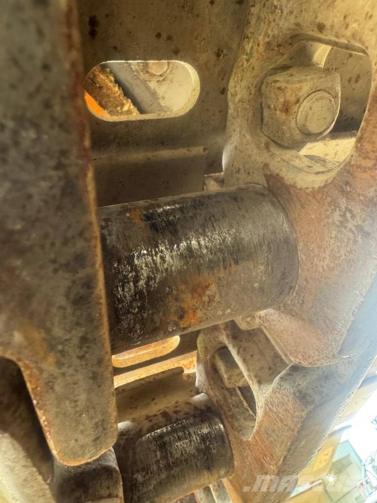Hitachi ZX 135 US-6 履帶式 挖土機/掘鑿機/挖掘機